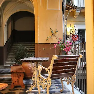 Bed and breakfast Cortile Stesicoro